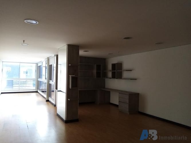Oficina en arriendo en Villagrande, Envigado, 60 m² · foto 2 de 11