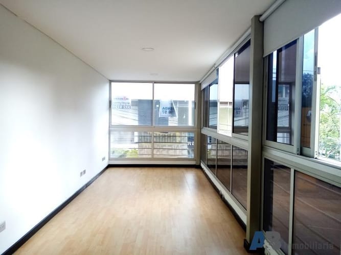 Oficina en arriendo en Villagrande, Envigado, 60 m² · foto 5 de 11