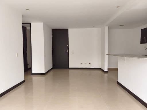 Apartaestudio en arriendo en Los Balsos, Medellín, 56 m² · foto 4 de 15