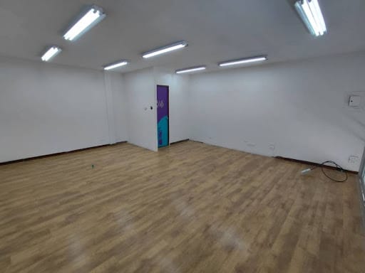 Local en arriendo en La Esmeralda, Itagüí, 140 m² · foto 6 de 8