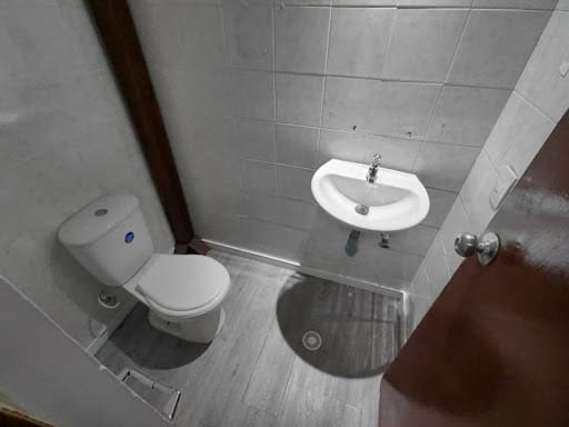 Local en arriendo en La Esmeralda, Itagüí, 140 m² · foto 7 de 8