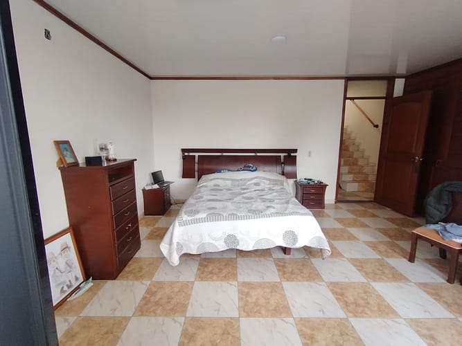 Casa en venta en Castilla, Bogotá · foto 2 de 20