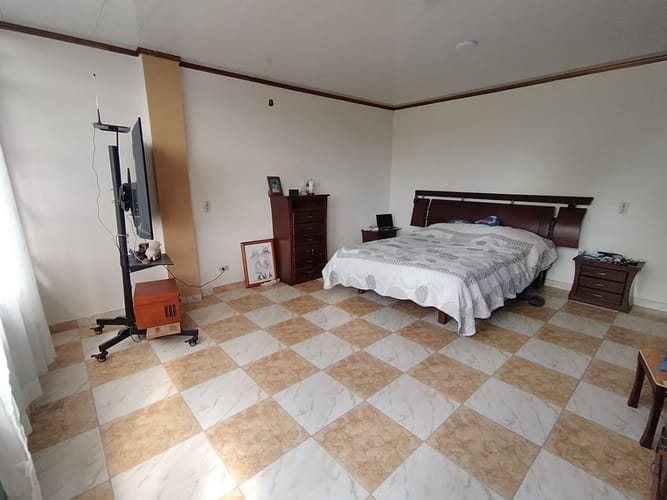 Casa en venta en Castilla, Bogotá · foto 3 de 20
