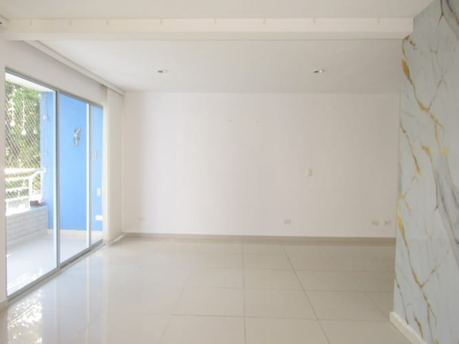 Apartamento de 3 alcobas en arriendo en Rio Frio, Floridablanca, 95 m² · foto 3 de 20