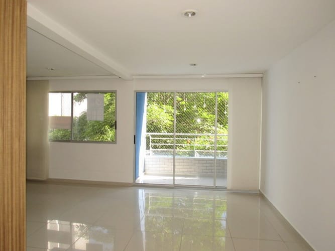 Apartamento de 3 alcobas en arriendo en Rio Frio, Floridablanca, 95 m² · foto 4 de 20
