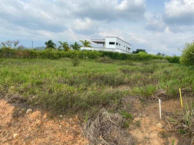 Lote en venta en Centro, Girón, 800 m² · foto 5 de 5