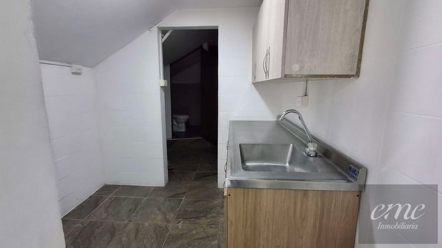 Local en arriendo en La Candelaria, Medellín, 138 m² · foto 11 de 12