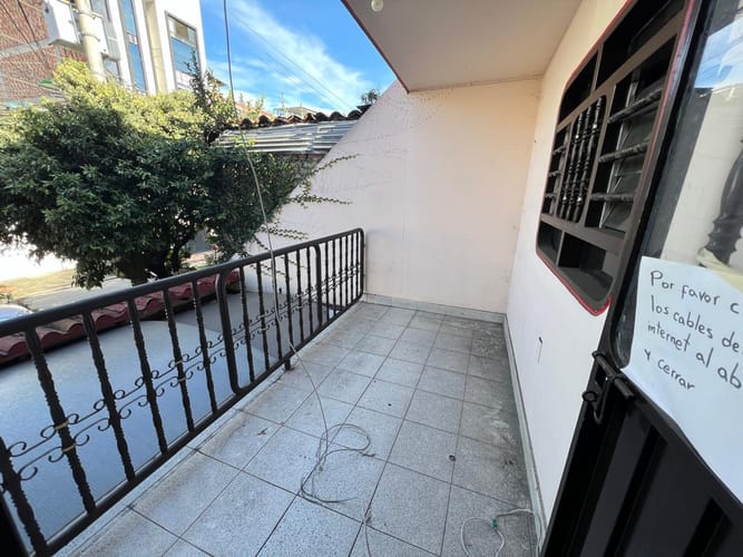 Casa de 7 alcobas en venta en La Concordia, Bucaramanga, 224 m² · foto 8 de 8