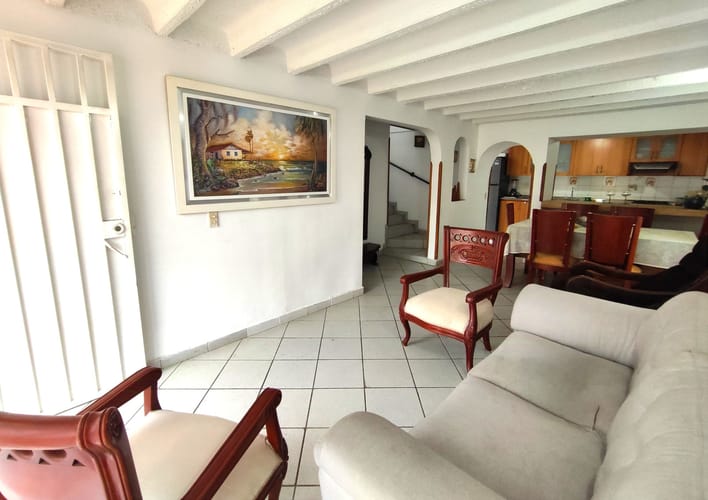 Casa de 4 alcobas en venta en Toledo Plata, Bucaramanga, 98 m² · foto 2 de 15