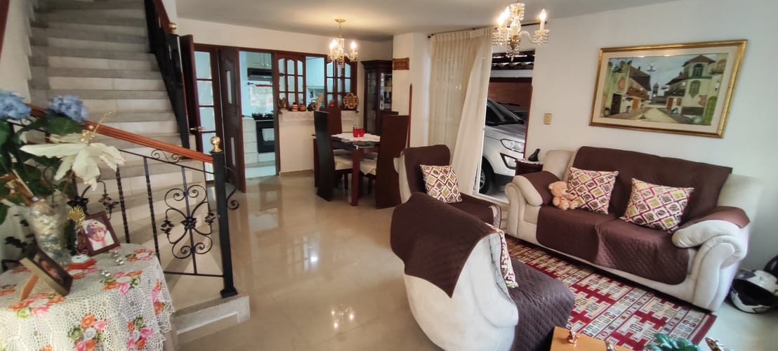Casa de 5 alcobas en venta en Anillo Vial, Floridablanca, 175 m² · foto 4 de 17