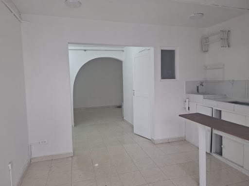 Apartaestudio en arriendo en Castilla, Bogotá, 40 m² · foto 5 de 13