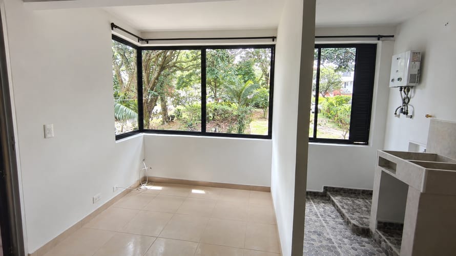 Apartamento de 2 alcobas en arriendo en Belén, Medellín, 75 m² · foto 5 de 23
