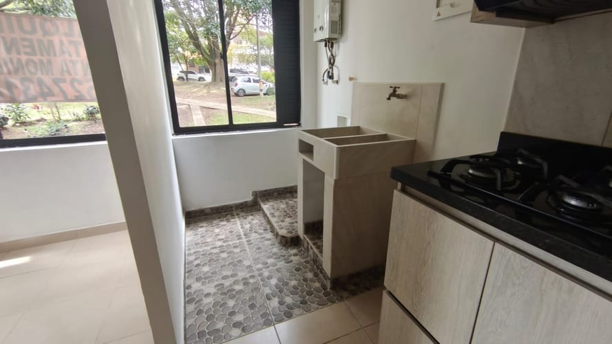 Apartamento de 2 alcobas en arriendo en Belén, Medellín, 75 m² · foto 19 de 23