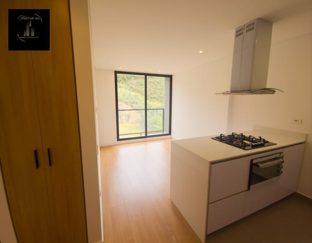 Apartamento de 1 alcoba en venta en Cerro San Cristobal Alto, Bogotá, 44 m² · foto 3 de 19