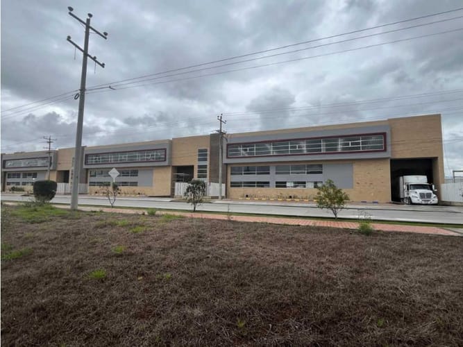 Bodega en arriendo en Tibito, Tocancipá, 1187 m² · foto 4 de 24