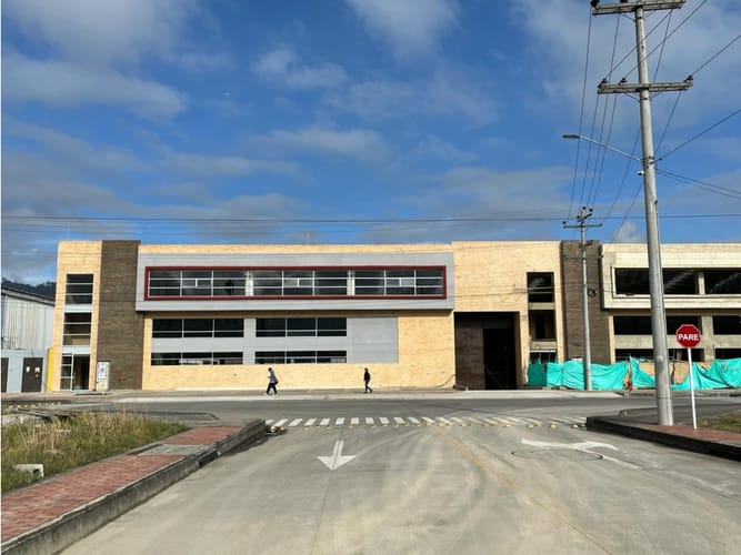Bodega en arriendo en Tibito, Tocancipá, 1187 m² · foto 9 de 24
