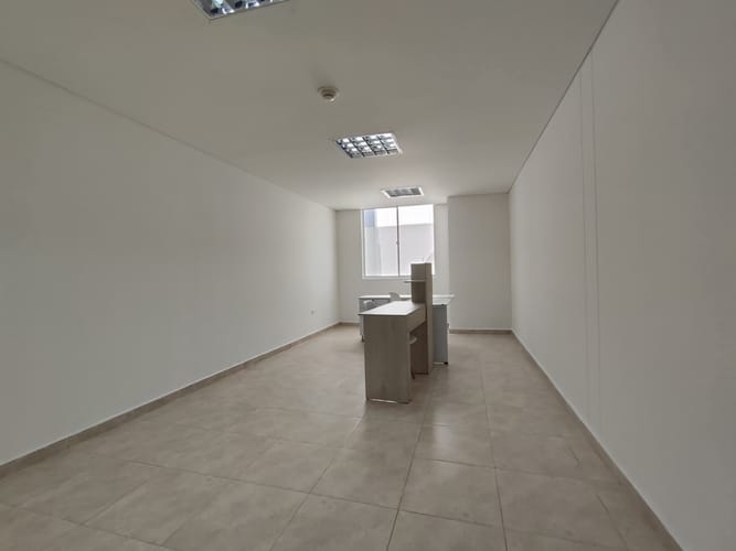 Local en venta en Garcia Rovira, Bucaramanga, 25 m² · foto 3 de 6