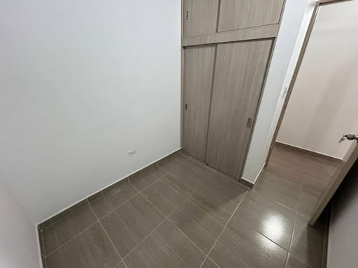 Apartamento de 2 alcobas en arriendo en Berlin, Medellín, 50 m² · foto 7 de 7