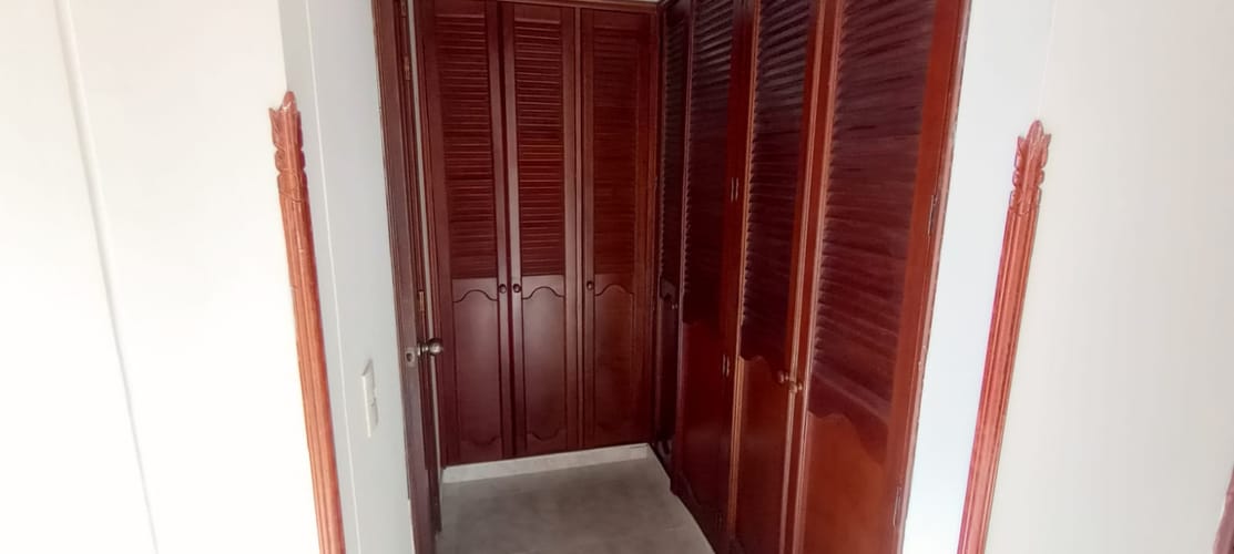 Casa de 3 alcobas en venta en Cañaveral, Floridablanca, 218 m² · foto 13 de 23