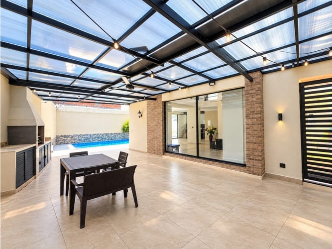 Casa de 3 alcobas en venta en Ricaurte, Ricaurte, 195 m² · foto 11 de 24