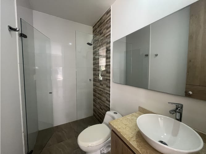 Casa de 3 alcobas en venta en Ricaurte, Ricaurte, 195 m² · foto 14 de 24