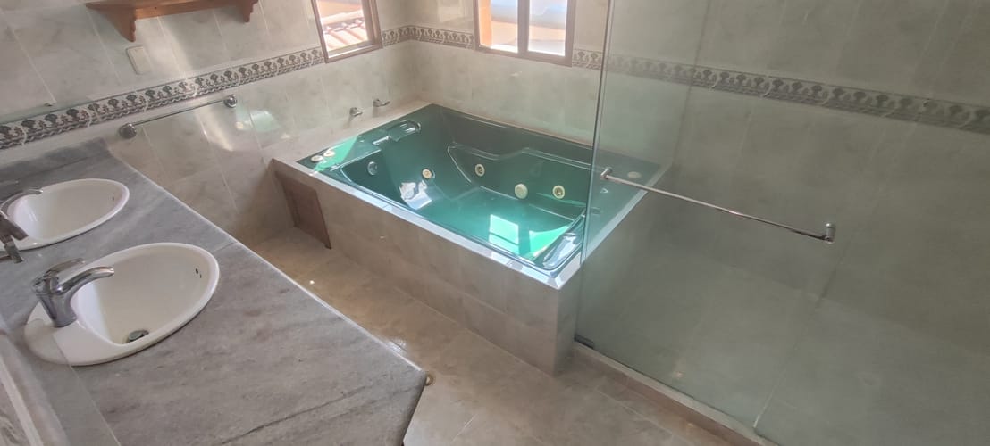 Casa de 4 alcobas en venta en Lagos Del Cacique, Bucaramanga, 291 m² · foto 11 de 16