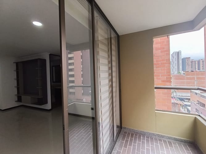 Apartamento de 3 alcobas en arriendo en Las Lomitas, Sabaneta, 70 m² · foto 3 de 20