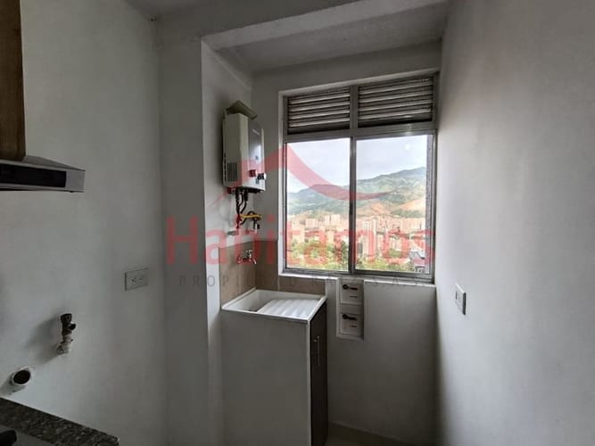 Apartamento de 3 alcobas en arriendo en Cabañitas, Bello, 57 m² · foto 5 de 22