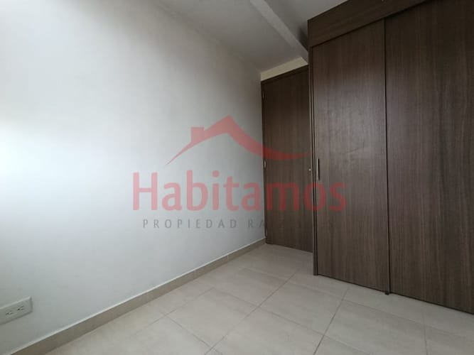 Apartamento de 3 alcobas en arriendo en Cabañitas, Bello, 57 m² · foto 8 de 22