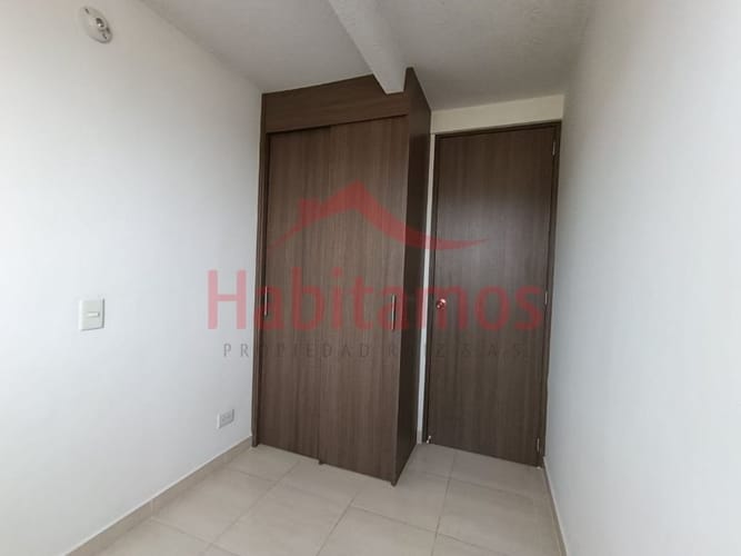 Apartamento de 3 alcobas en arriendo en Cabañitas, Bello, 57 m² · foto 10 de 22