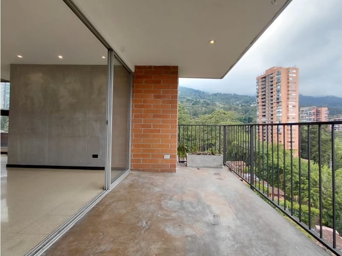 Apartamento de 2 alcobas en arriendo en San Lucas, Medellín, 180 m² · foto 13 de 24