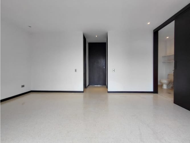 Apartamento de 2 alcobas en arriendo en San Lucas, Medellín, 180 m² · foto 24 de 24