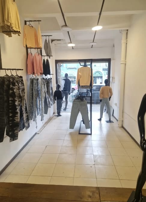 Local Comercial en alquiler ubicado en Goes · Foto 5