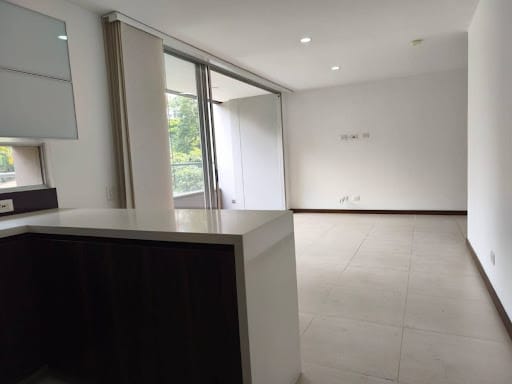 Apartamento de 3 alcobas en arriendo en Santa Maria De Los Angeles, Medellín, 110 m² · foto 3 de 21