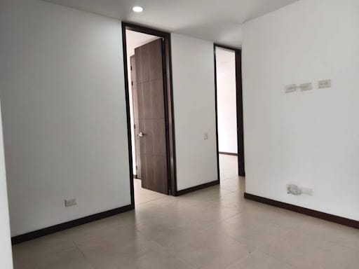 Apartamento de 3 alcobas en arriendo en Santa Maria De Los Angeles, Medellín, 110 m² · foto 6 de 21