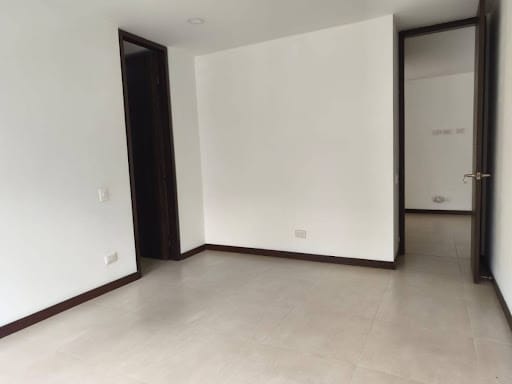 Apartamento de 3 alcobas en arriendo en Santa Maria De Los Angeles, Medellín, 110 m² · foto 8 de 21