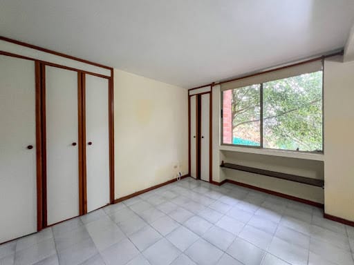 Apartamento de 2 alcobas en arriendo en La Orquidea, Envigado, 64 m² · foto 4 de 10