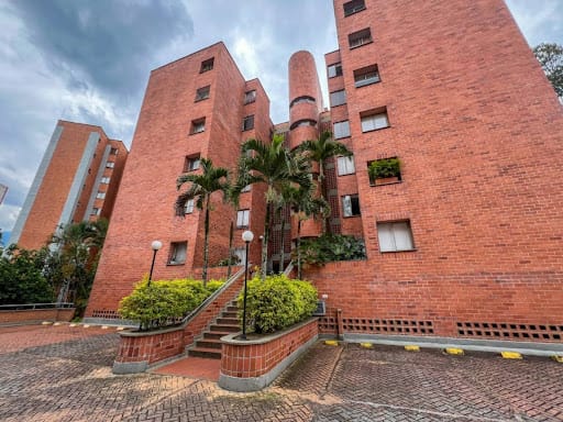Apartamento de 2 alcobas en arriendo en La Orquidea, Envigado, 64 m² · foto 10 de 10