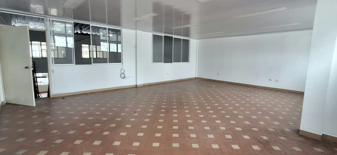 Casa de 4 alcobas en arriendo en Antonia Santos Centro, Bucaramanga, 400 m² · foto 2 de 17