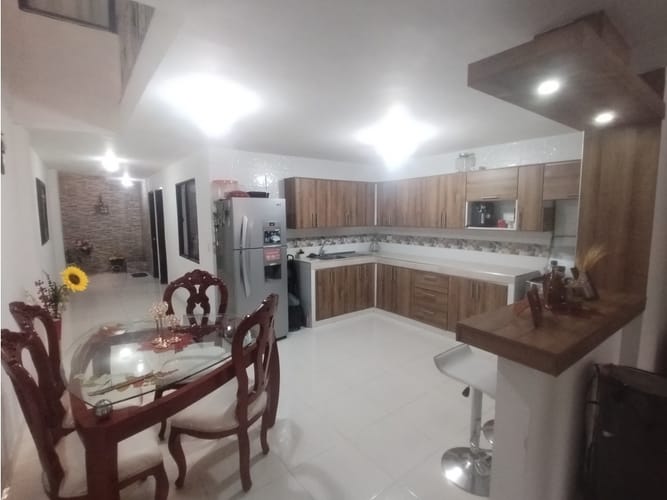 Casa de 3 alcobas en venta en Trinidad, Palmira, 348 m² · foto 18 de 24