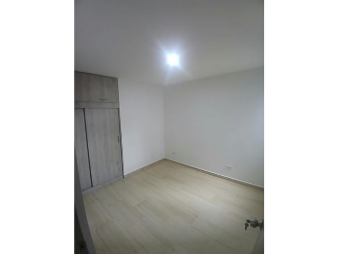 Apartamento de 3 alcobas en arriendo en San Juan Bautista, Itagüí, 75 m² · foto 2 de 14