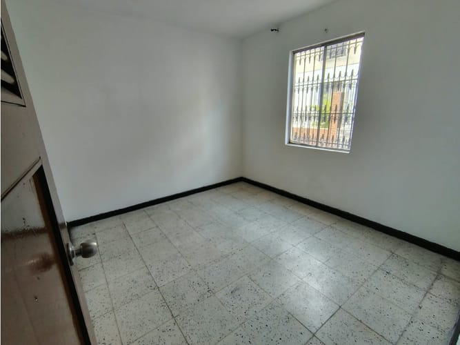 Casa de 4 alcobas en arriendo en Los Guaduales, Cali, 70 m² · foto 22 de 24