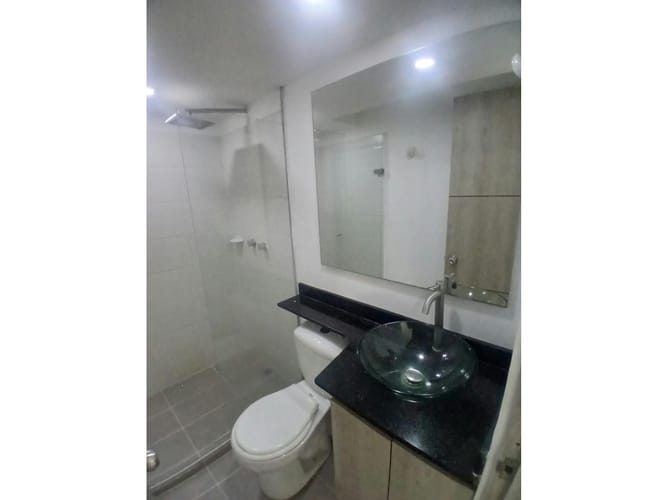 Apartamento de 3 alcobas en arriendo en San Juan Bautista, Itagüí, 75 m² · foto 9 de 14