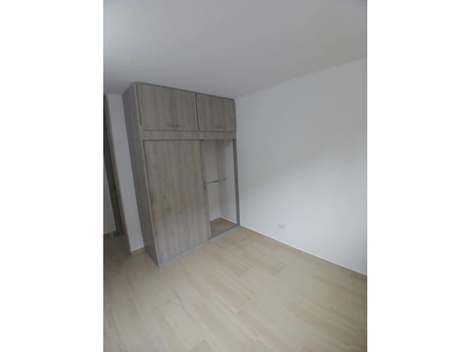 Apartamento de 3 alcobas en arriendo en San Juan Bautista, Itagüí, 75 m² · foto 10 de 14