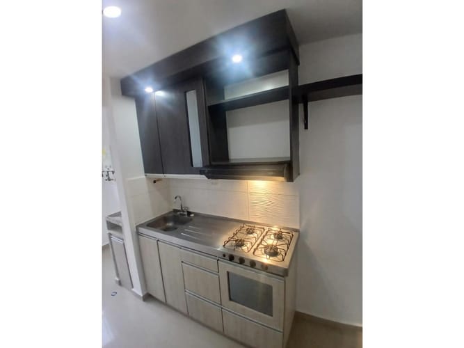 Apartamento de 3 alcobas en arriendo en San Juan Bautista, Itagüí, 75 m² · foto 11 de 14