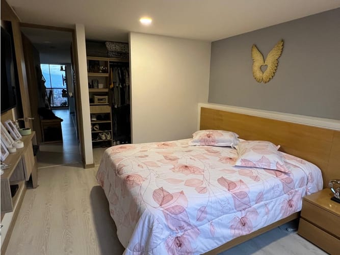 Apartamento de 3 alcobas en venta en Las Antillas, Envigado, 320 m² · foto 7 de 13