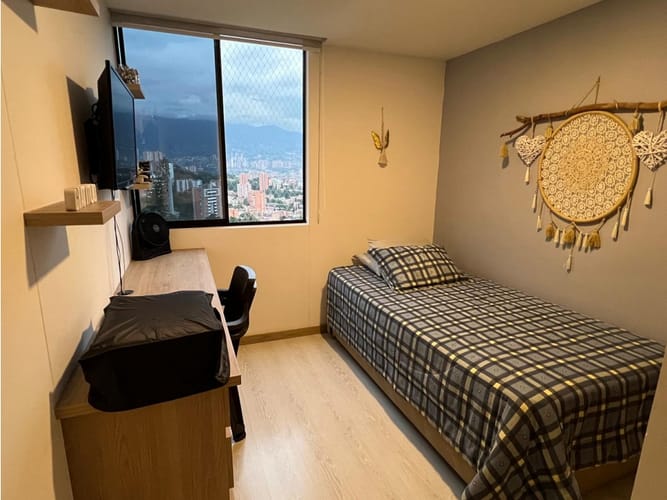 Apartamento de 3 alcobas en venta en Las Antillas, Envigado, 320 m² · foto 10 de 13