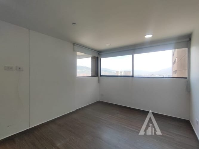Apartamento de 2 alcobas en arriendo en Las Lomitas, Envigado, 90 m² · foto 11 de 21