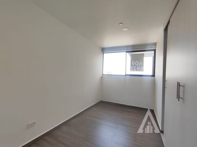 Apartamento de 2 alcobas en arriendo en Las Lomitas, Envigado, 90 m² · foto 12 de 21
