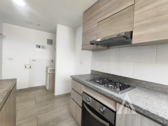 Apartamento de 2 alcobas en arriendo en Las Lomitas, Envigado, 90 m² · foto 20 de 21
